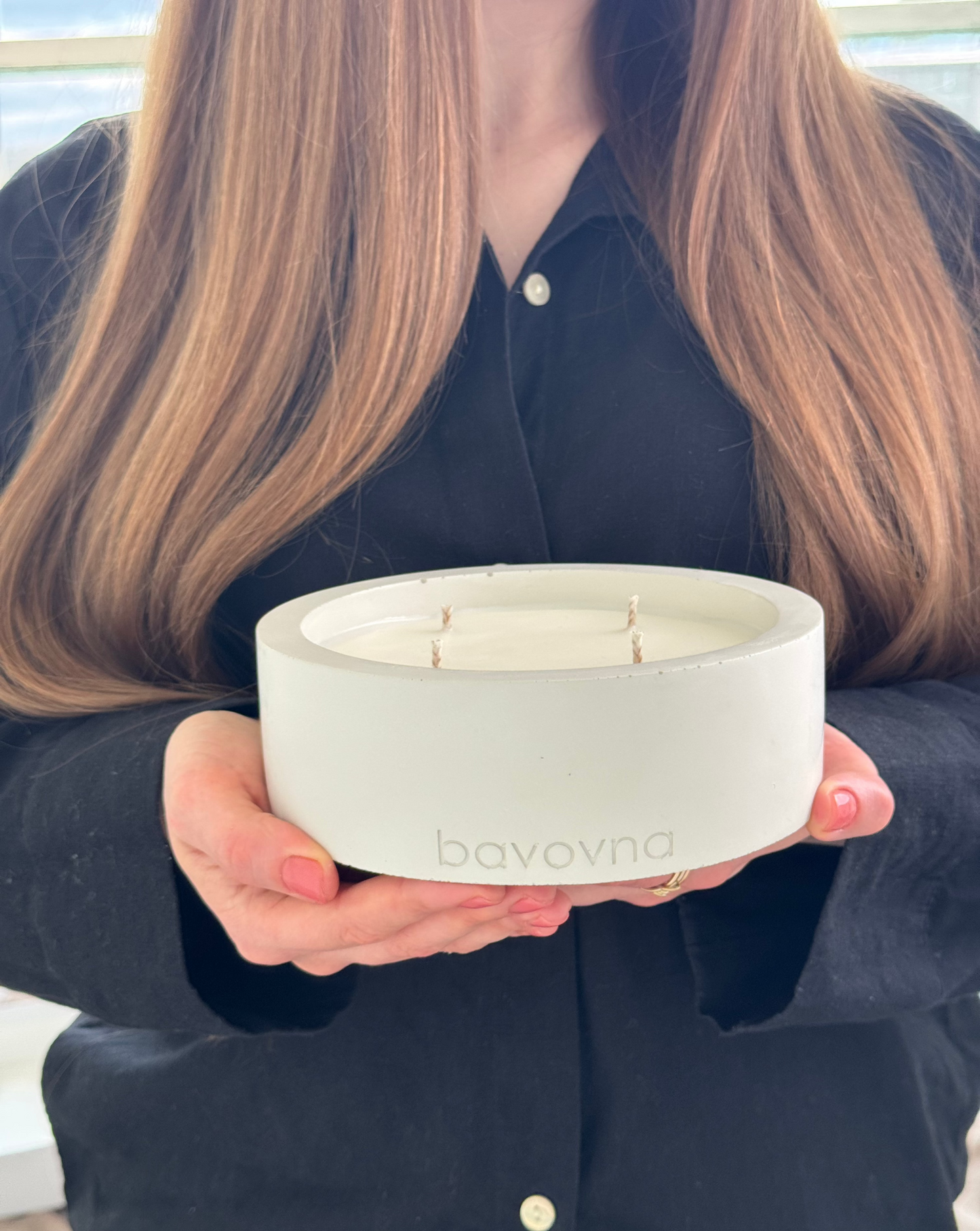 Betelgeuse white Candles: Eco-Friendly Handmade Soy Wax in Unique Concrete Jars