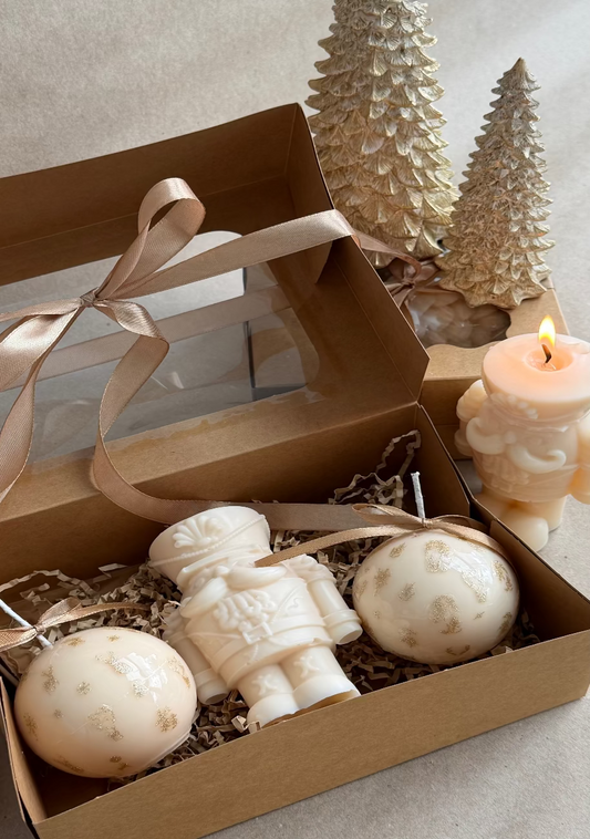 Christmas Tree Balls And Nutcrackers Soy Wax Candle Set