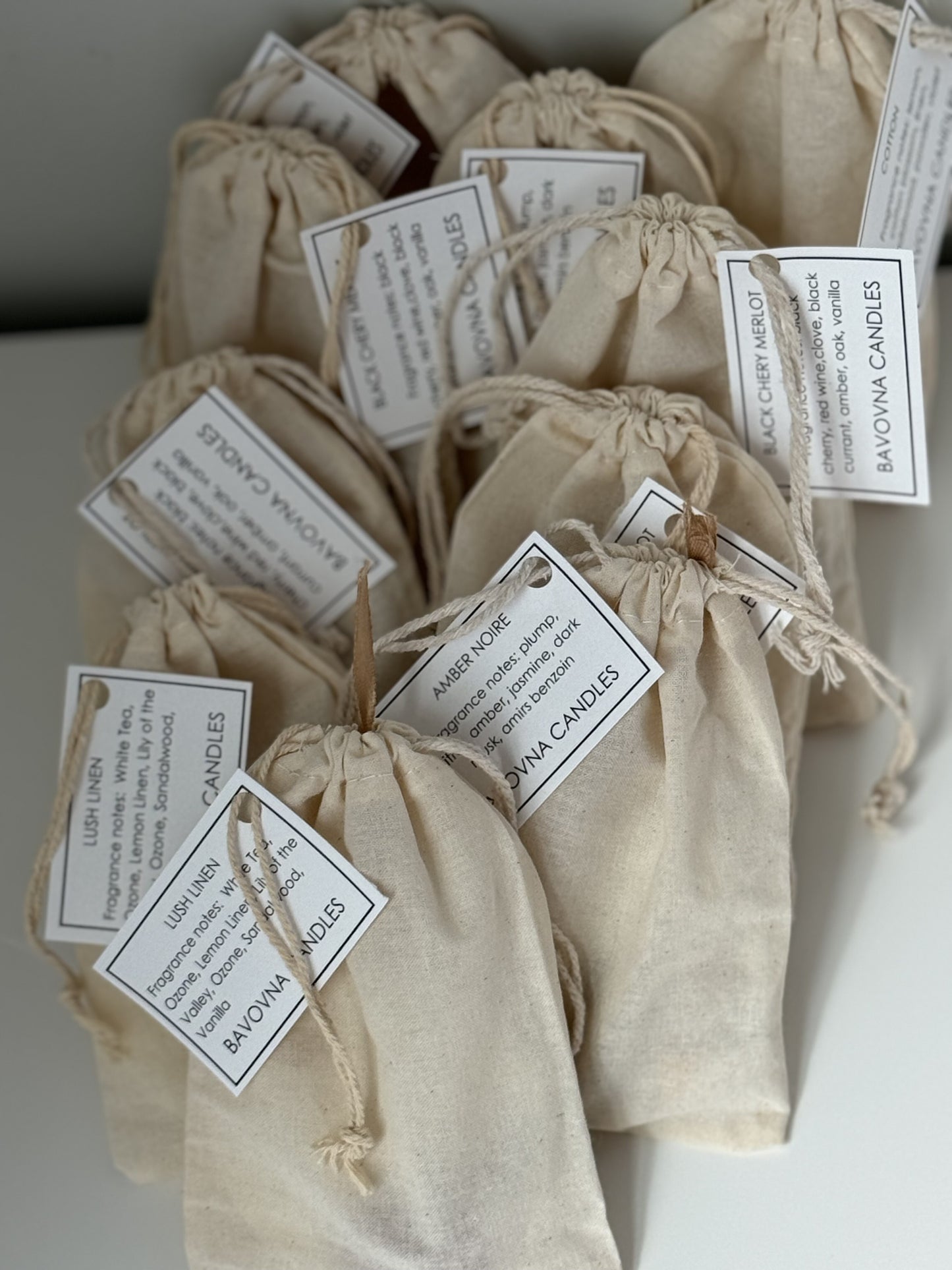 Pure Organic Wax Sachets: Handcrafted Soy wax with Eco-Friendly Custom Packaging